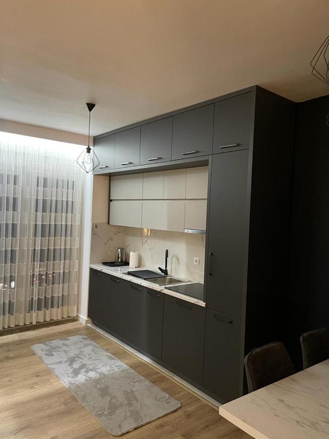 Top Apartments Приштина Экстерьер фото